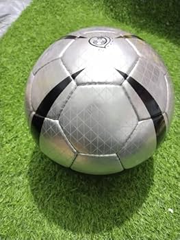 サッカー　ヨーロッパ選手権　2004ポルトガル大会　オフィシャルボール サッカー ヨーロッパ選手権 2004ポルトガル大会 オフィシャル